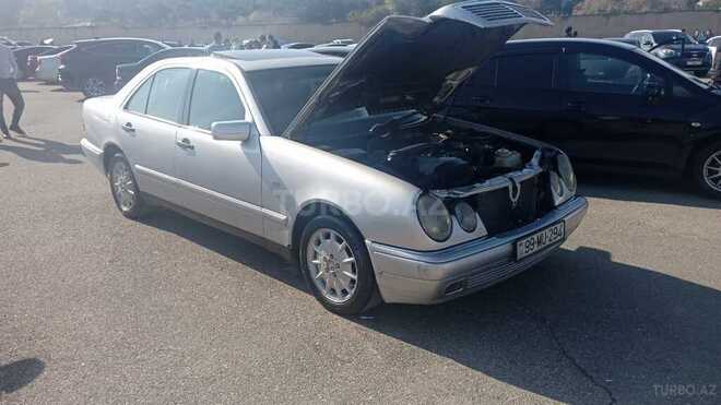 Mercedes E 230 1997, 540,000 km - 2.3 l - Bakı