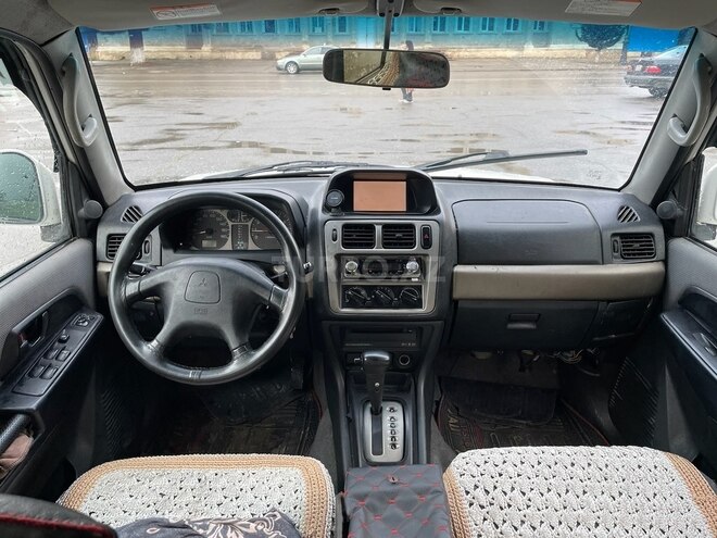 Mitsubishi Pajero io 2000, 258,741 km - 1.8 л - Sumqayıt
