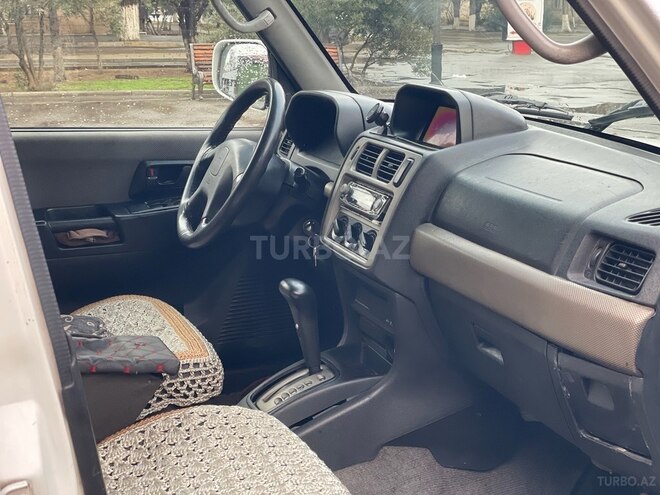 Mitsubishi Pajero io 2000, 258,741 km - 1.8 л - Sumqayıt