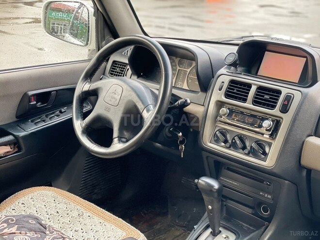 Mitsubishi Pajero io 2000, 258,741 km - 1.8 л - Sumqayıt