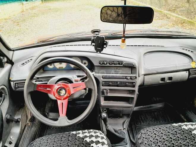 LADA (VAZ) 21099 1995, 300,000 km - 1.5 l - Salyan