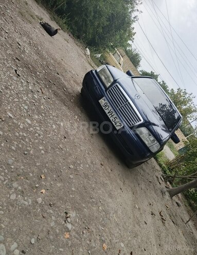 Mercedes C 180 1995, 403,000 km - 1.8 l - Mingəçevir