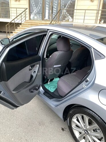 Hyundai Elantra 2015, 215,652 km - 1.8 l - Bakı