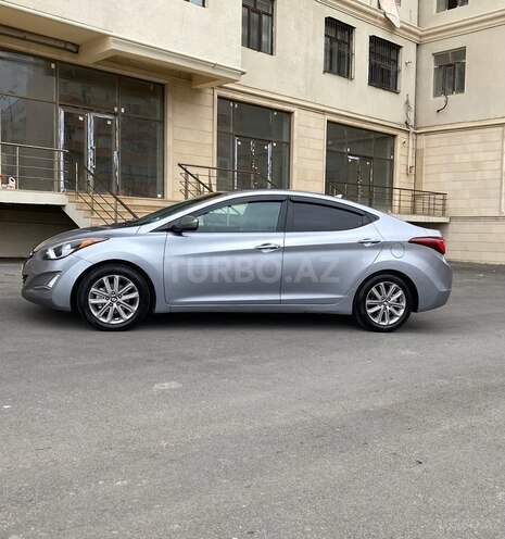 Hyundai Elantra 2015, 215,652 km - 1.8 l - Bakı