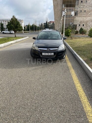Opel Astra 2008, 328,000 km - 1.7 l - Ucar