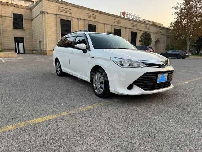 Toyota Corolla Fielder 2018, 200,000 km - 1.5 l - Bakı