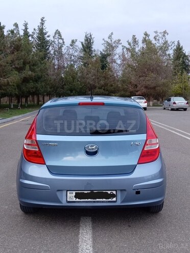 Hyundai i30 2009, 220,000 km - 1.4 l - Ucar