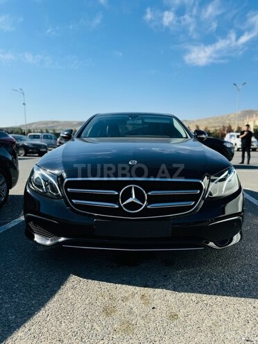 Mercedes E 220 d 4MATIC 2019, 145,000 km - 2.2 l - Bakı
