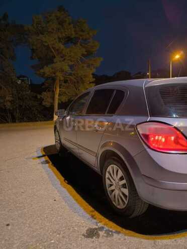 Opel Astra 2006, 256,768 km - 1.4 л - Quba