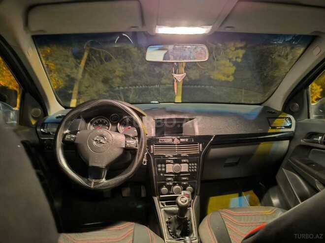 Opel Astra 2006, 256,768 km - 1.4 л - Quba