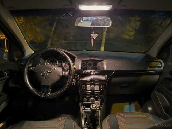Opel Astra 2006, 256,768 km - 1.4 л - Quba