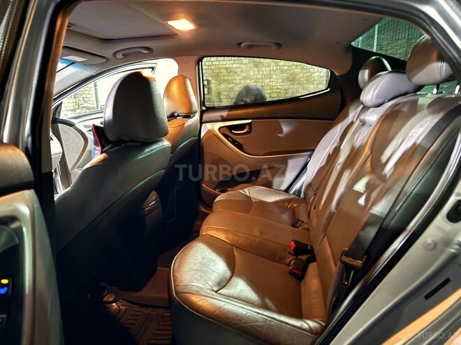 Hyundai Elantra 2013, 120,000 km - 1.8 л - Bərdə