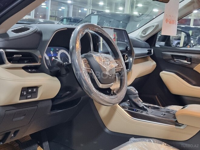 Toyota Highlander-30