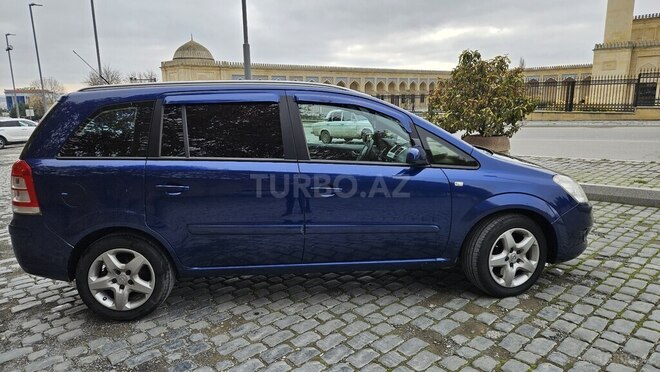 Opel Zafira 2009, 240,792 km - 1.7 л - Şamaxı