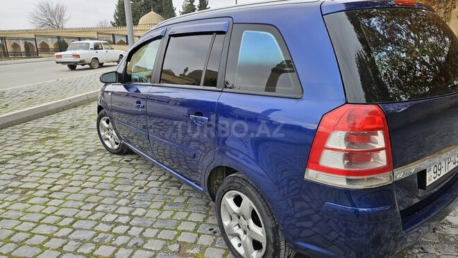 Opel Zafira 2009, 240,792 km - 1.7 л - Şamaxı
