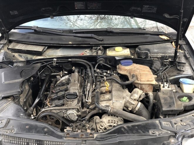 Volkswagen Passat 2003, 360,000 km - 1.8 l - Bərdə
