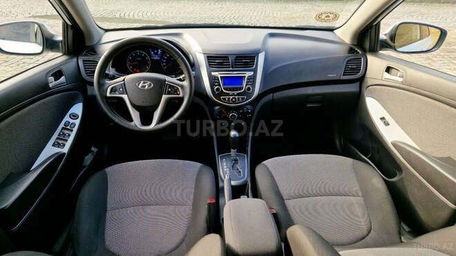 Hyundai Accent 2013, 168,000 km - 1.6 л - Bakı