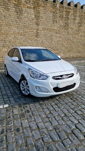 Hyundai Accent 2013, 168,000 km - 1.6 л - Bakı