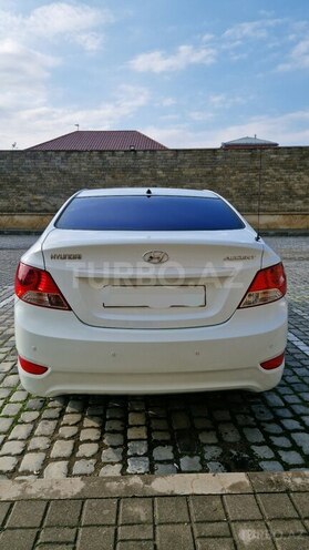Hyundai Accent 2013, 168,000 km - 1.6 л - Bakı