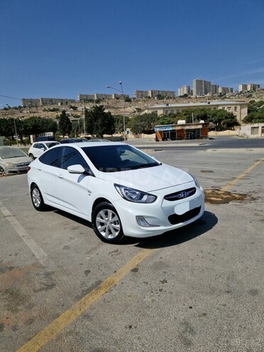 Hyundai Accent 2013, 168,000 km - 1.6 л - Bakı
