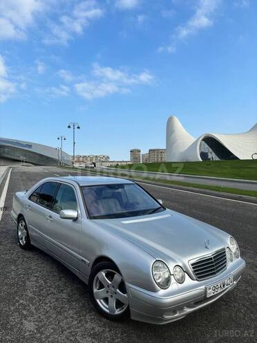 Mercedes E 200 2000, 454,173 km - 2.0 l - Bakı