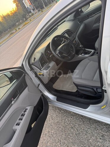 Hyundai Elantra 2017, 125,529 km - 2.0 l - Mingəçevir