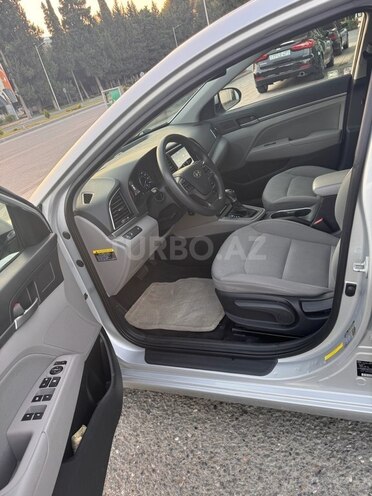 Hyundai Elantra 2017, 125,529 km - 2.0 l - Mingəçevir