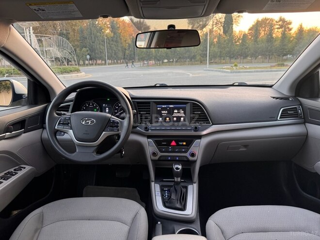 Hyundai Elantra 2017, 125,529 km - 2.0 l - Mingəçevir