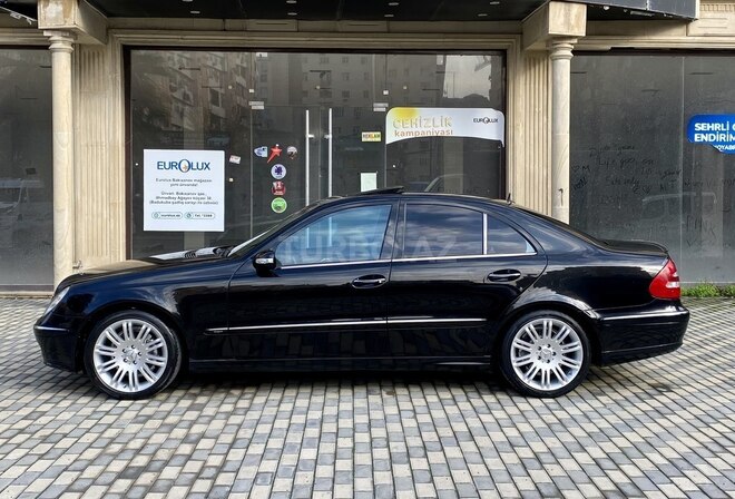 Mercedes E 240 2003, 241,000 km - 2.6 l - Bakı