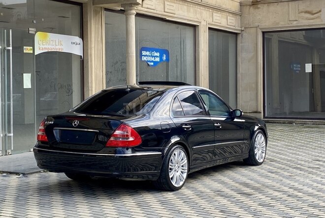 Mercedes E 240 2003, 241,000 km - 2.6 l - Bakı