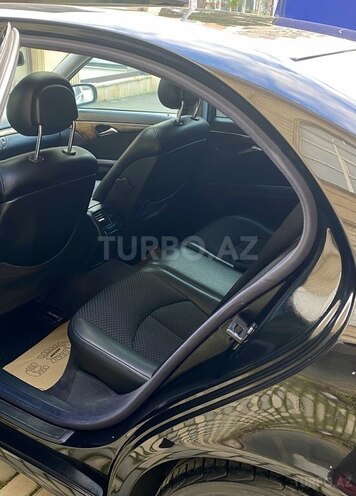 Mercedes E 240 2003, 241,000 km - 2.6 l - Bakı