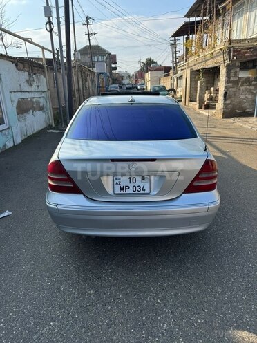 Mercedes C 240 2001, 290,000 km - 2.4 l - Bakı