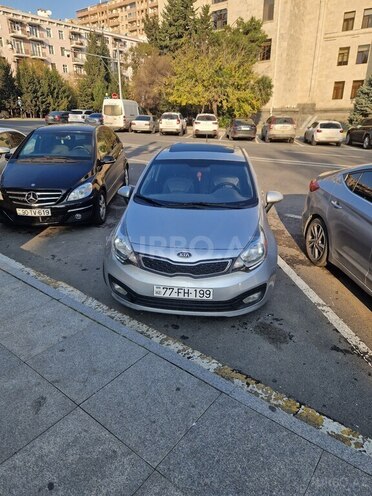 Kia Rio 2011, 267,000 km - 1.6 l - Bakı