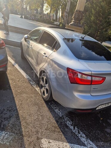 Kia Rio 2011, 267,000 km - 1.6 l - Bakı