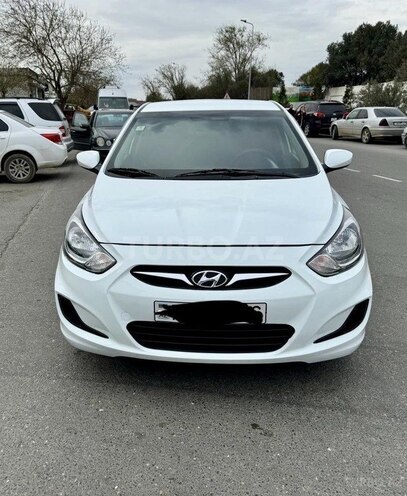 Hyundai Accent 2012, 200,000 km - 1.6 l - Bakı