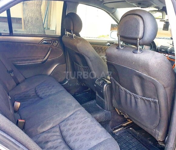 Mercedes C 200 2001, 258,000 km - 2.0 л - Bakı