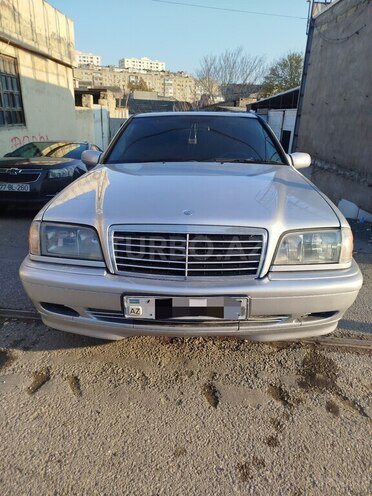 Mercedes C 240 1999, 332,000 km - 2.4 l - Bakı