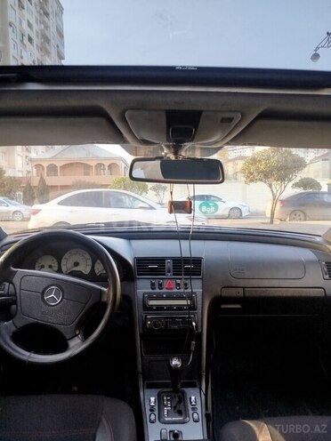 Mercedes C 240 1999, 332,000 km - 2.4 l - Bakı
