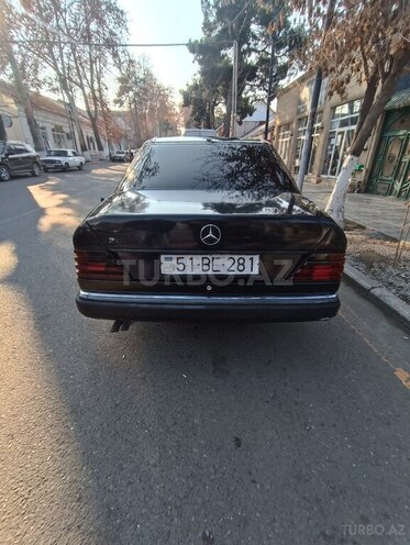 Mercedes E 300 d 1990, 350,000 km - 3.0 л - Ağstafa