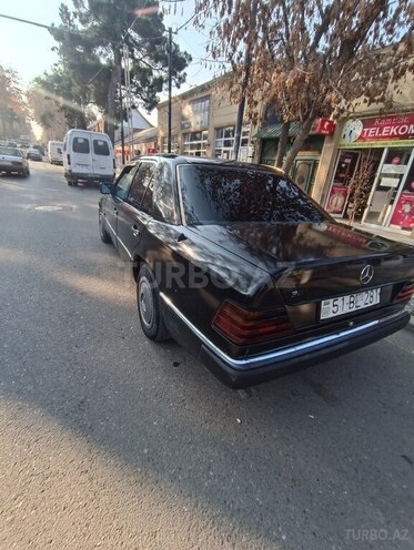 Mercedes E 300 d 1990, 350,000 km - 3.0 л - Ağstafa