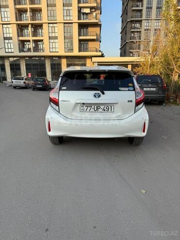 Toyota Aqua 2018, 108,000 km - 1.5 l - Bakı