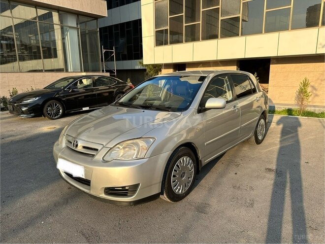 Toyota Corolla 2005, 239,000 km - 1.4 l - Bakı