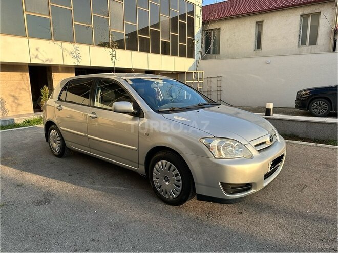 Toyota Corolla 2005, 239,000 km - 1.4 l - Bakı