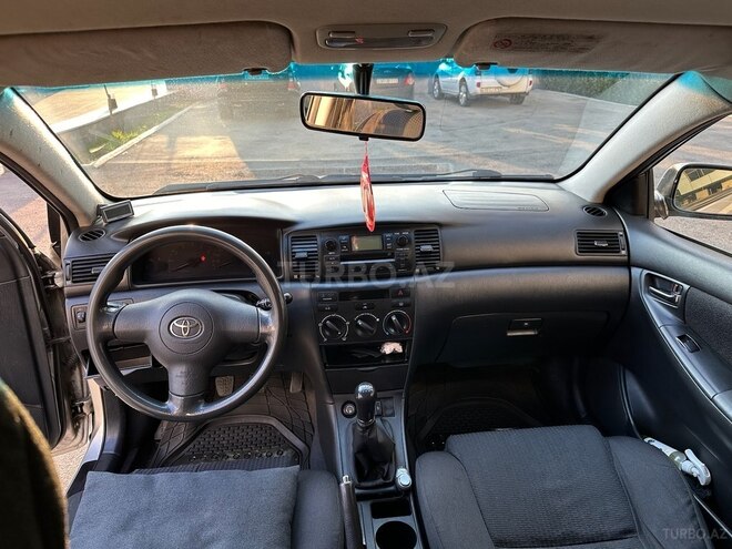 Toyota Corolla 2005, 239,000 km - 1.4 l - Bakı