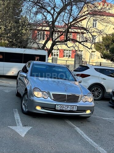 Mercedes C 240 2001, 251,000 km - 2.6 l - Bakı