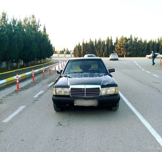 Mercedes 190 1991, 250,000 km - 2.0 l - Bakı