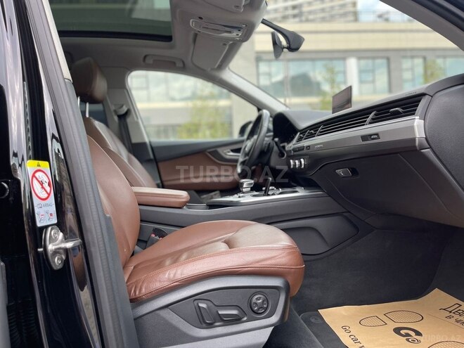 Audi Q7 2017, 62,000 km - 2.0 l - Bakı
