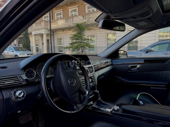 Mercedes E 200 2010, 167,000 km - 1.8 l - Bakı