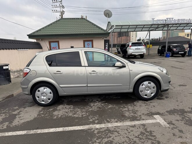 Opel Astra 2006, 201,584 km - 1.4 l - Gəncə