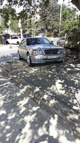 Mercedes C 220 d 1999, 646,396 km - 2.2 l - Bakı